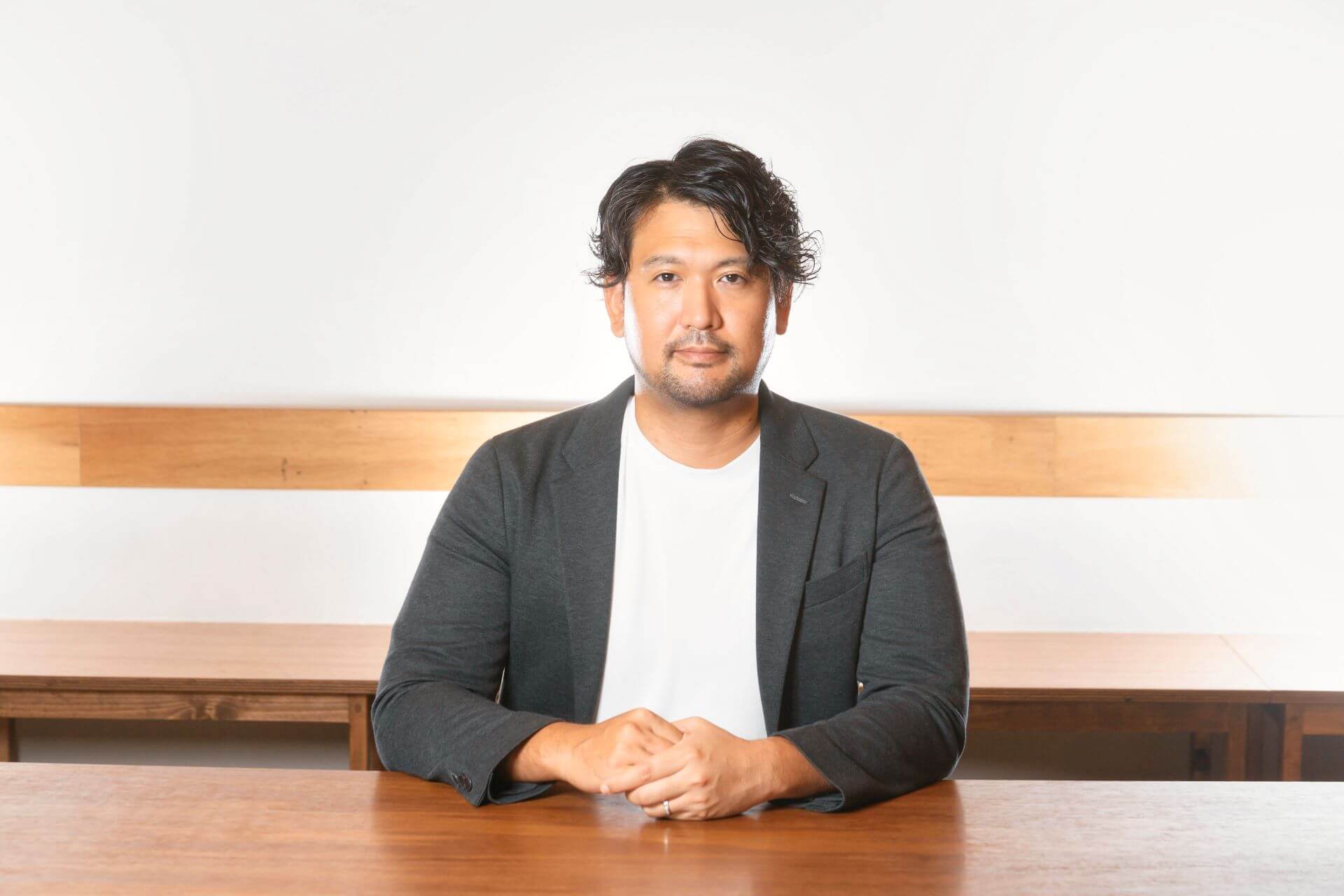 株式会社やんばるワークス　代表取締役社長　岡本 慎之介